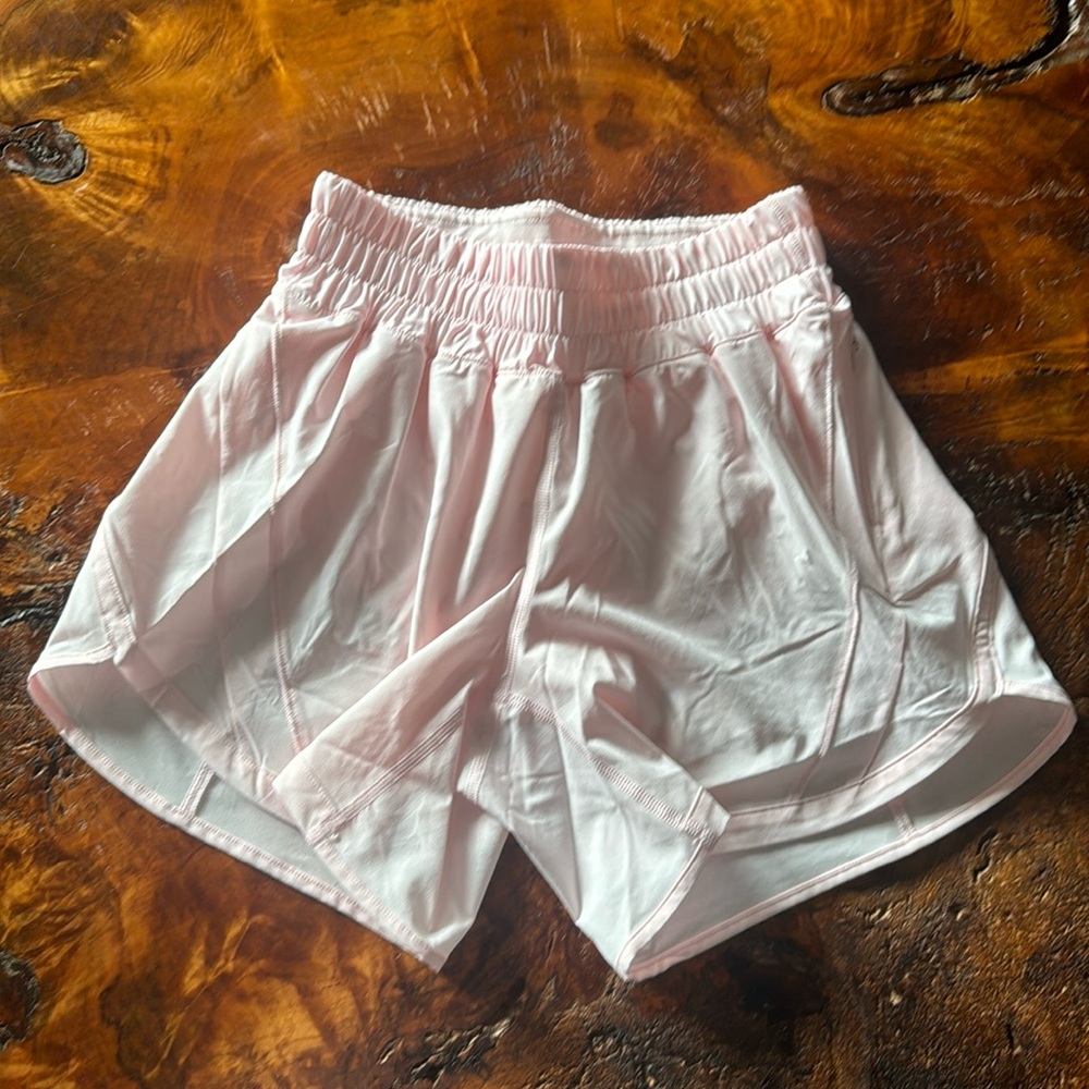 Lululemon pink shorts 4"